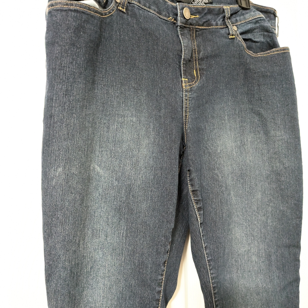 Torrid 16S Women's Jeans - Picture 3 of 4